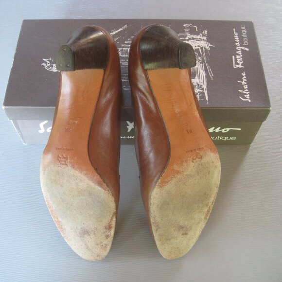 Salvatore Ferragamo Boutique Shoes 9 1/2B Gently Worn with Box - Picture 4 of 4